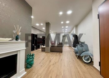 Soggiorno - Casa indipendente Vico Cavaliere
 
1, Tremestieri Etneo - foto 28