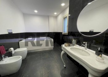 Bagno - Casa indipendente Vico Cavaliere
 
1, Tremestieri Etneo - foto 40