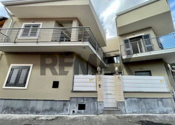 Edificio all\'aperto - Casa indipendente Vico Cavaliere
 
1, Tremestieri Etneo - foto 46