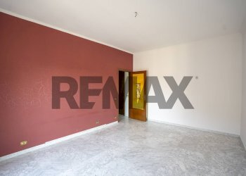Stanza vuota - Three-room apartment Via Antonio Locatelli
 
13, Catania - photo 4