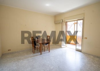 Sala da pranzo - Three-room apartment Via Antonio Locatelli
 
13, Catania - photo 11