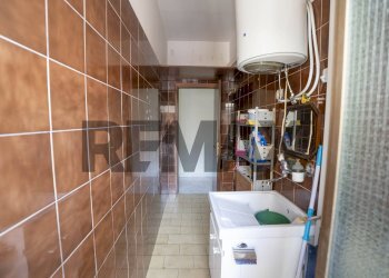 Lavanderia - Three-room apartment Via Antonio Locatelli
 
13, Catania - photo 16