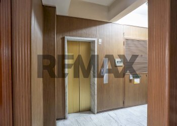 Ricezione / Lobby - Three-room apartment Via Antonio Locatelli
 
13, Catania - photo 28