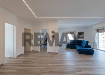 Soggiorno - Apartment Viale Dante Alighieri
 
91, Caltagirone - photo 5