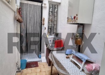 Lavanderia - Casa indipendente Via De Amicis
 
93, Paterno - foto 11
