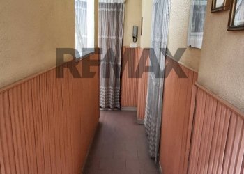 Hall / corridoio - Casa indipendente Via De Amicis
 
93, Paterno - foto 16