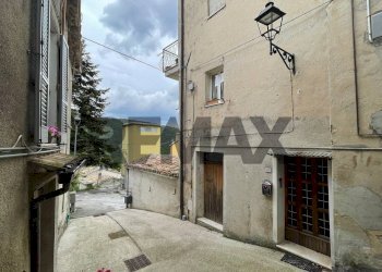Casa all\'aperto - Appartamento Vicolo Uccellini
 
8, Arcevia - foto 1