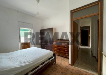 Camera / camera da letto - Appartamento Vicolo Uccellini
 
8, Arcevia - foto 15