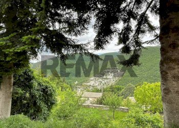 Vista delle montagne - Appartamento Vicolo Uccellini
 
8, Arcevia - foto 38