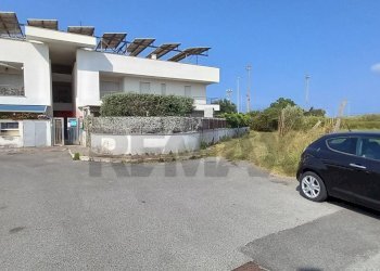 Edificio all\'aperto - Bilocale Piazza Mecenate
 
2, Anzio - foto 2