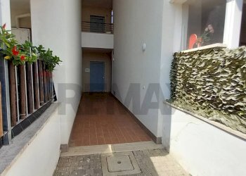 Balcone - Bilocale Piazza Mecenate
 
2, Anzio - foto 6