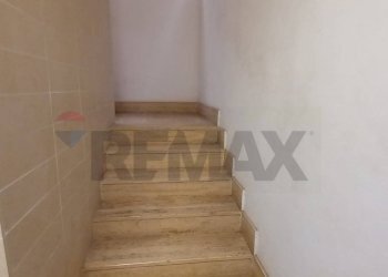 Scale - Bilocale Piazza Mecenate
 
2, Anzio - foto 32