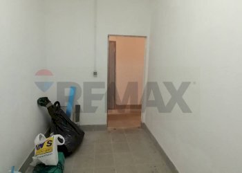Hall / corridoio - Bilocale Piazza Mecenate
 
2, Anzio - foto 36