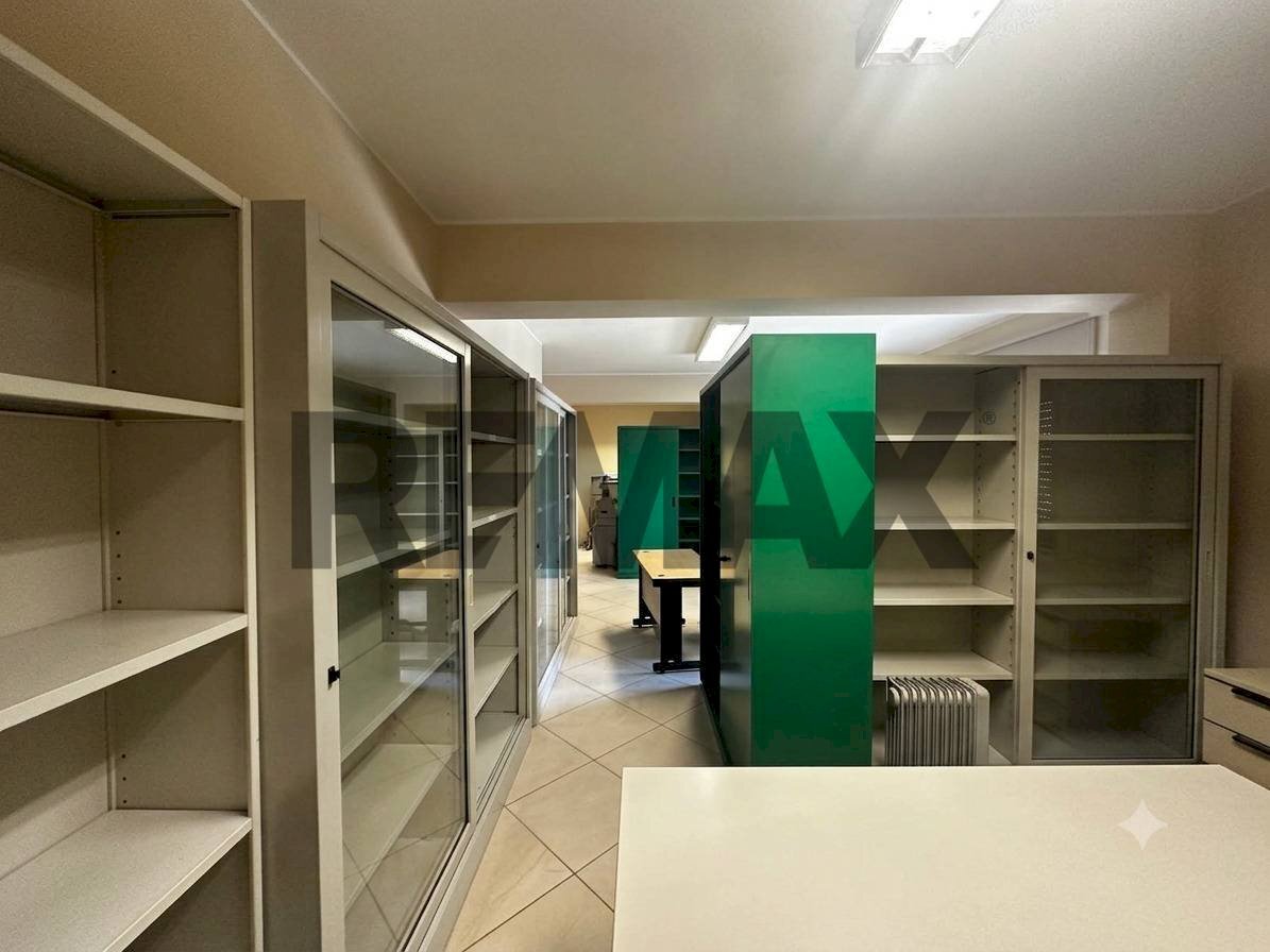 Cabina armadio - Ufficio viale Don Giovanni Minzoni
106, Giarre - foto 2