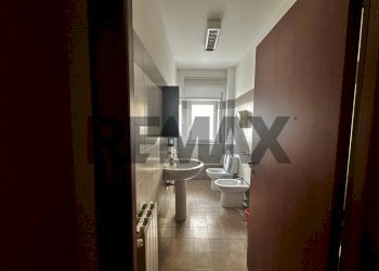Bagno - Ufficio viale Don Giovanni Minzoni
106, Giarre - foto 12