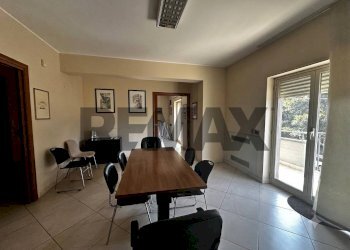 Sala da pranzo - Ufficio viale Don Giovanni Minzoni
106, Giarre - foto 13
