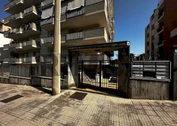 Edificio all\'aperto - Ufficio viale Don Giovanni Minzoni
106, Giarre - foto 22
