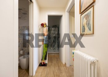 Hall / corridoio - Appartamento VIALE CASTAGNOLA
 
11, Catania - foto 12