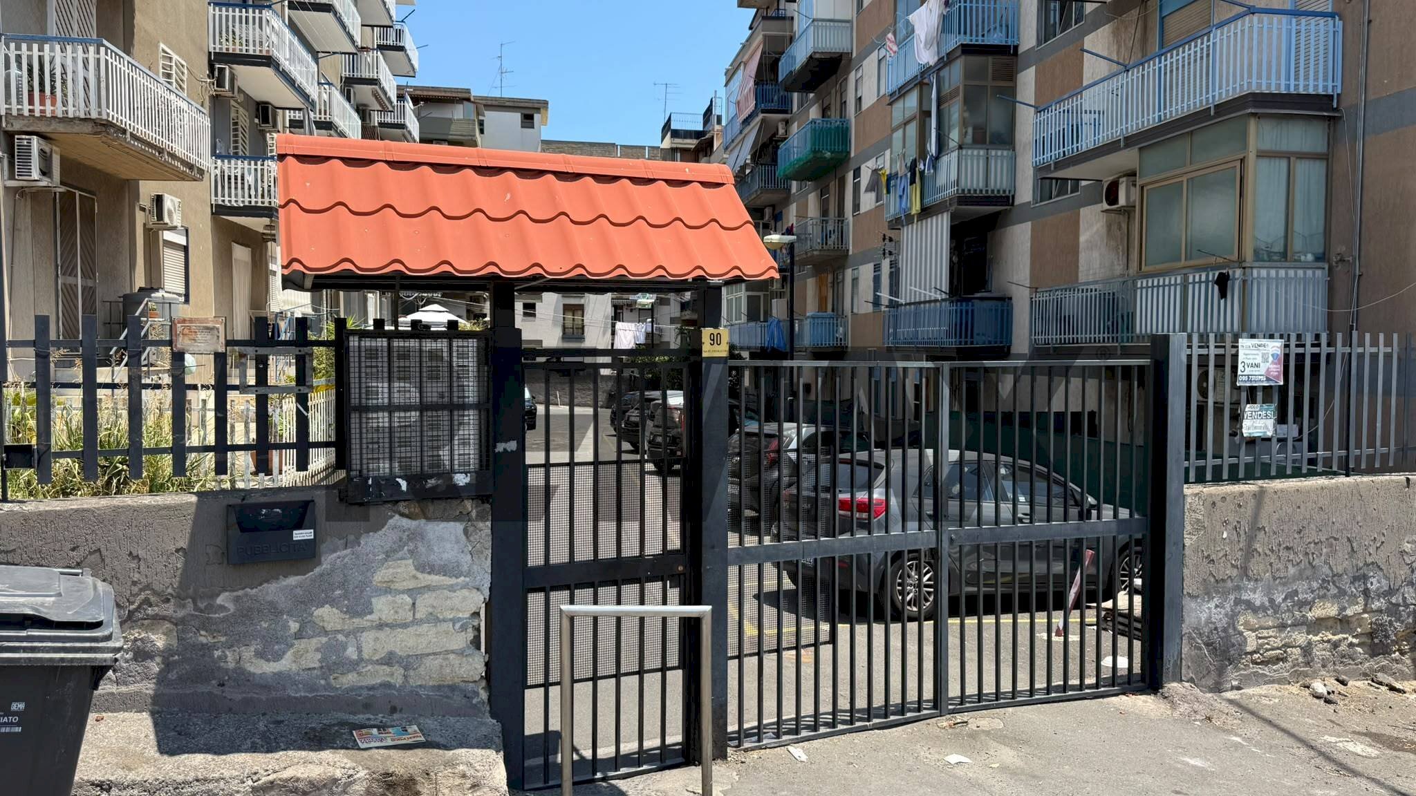 Edificio all\'aperto - Appartamento via medaglie d'oro
 
90, Catania - foto 1