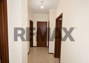Hall / corridoio - Appartamento via medaglie d'oro
 
90, Catania - foto 2