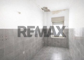 Stanza vuota - Appartamento via medaglie d'oro
 
90, Catania - foto 3