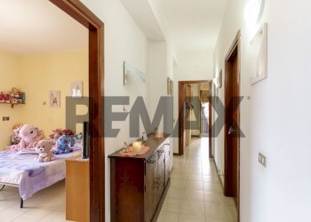 Hall / corridoio - Apartment Via Alcide De Gasperi
 
23, Acireale - photo 5