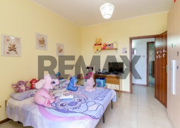 Camera / camera da letto - Apartment Via Alcide De Gasperi
 
23, Acireale - photo 9