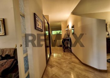 Hall / corridoio - Apartment Via Paolo Lo Manto
 
5, Enna - photo 12