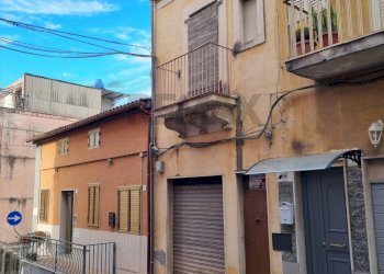 Edificio all\'aperto - Independent house duca del mare
 
18, Lentini - photo 1