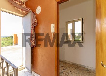 Hall / corridoio - Independent house via porto salvo
 
79, Aci Catena - photo 26