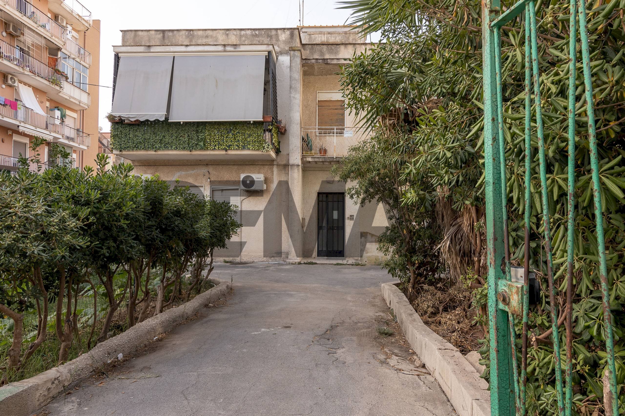 Edificio all\'aperto - Appartamento via Carlentini
44, Siracusa - foto 3