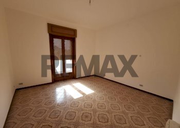Stanza vuota - Trilocale Via Scipione L Africano
 
27, Palazzolo Acreide - foto 8
