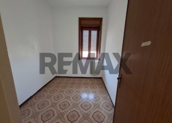 Stanza vuota - Trilocale Via Scipione L Africano
 
27, Palazzolo Acreide - foto 13
