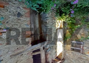 Edificio all\'aperto - Casa semi indipendente Via San Vincenzo
 
6, Massimino - foto 24