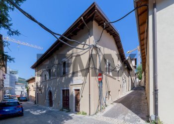 Casa all\'aperto - Casa semi indipendente via Amiternini
2, L'Aquila - foto 2