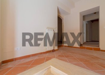 Stanza vuota - Casa semi indipendente via Amiternini
2, L'Aquila - foto 6