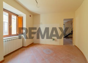 Stanza vuota - Casa semi indipendente via Amiternini
2, L'Aquila - foto 20