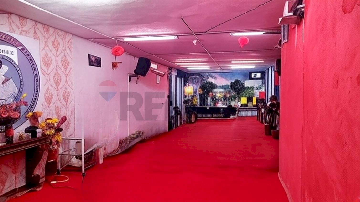 ingresso - Locale Commerciale Via Piazza Larga al Mercato
 
16, Napoli - foto 1