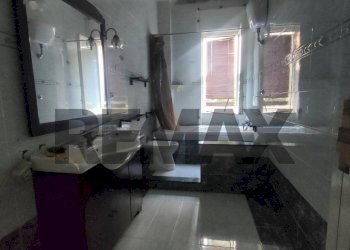 Bagno - Appartamento via Vincenzo Bellini
 
snc, Afragola - foto 4