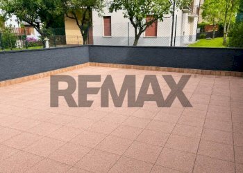 Terrazza - Three-room apartment VIA SANTA LUCIA
 
36, Piazzatorre - photo 3