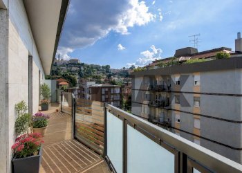 Balcone - Quadrilocale Via Statuto
 
16 P, Bergamo - foto 1