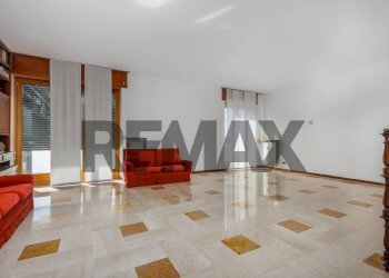 Soggiorno - Quadrilocale Via Statuto
 
16 P, Bergamo - foto 6
