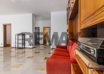 Soggiorno - Quadrilocale Via Statuto
 
16 P, Bergamo - foto 8