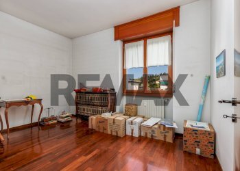 Camera / camera da letto - Quadrilocale Via Statuto
 
16 P, Bergamo - foto 25