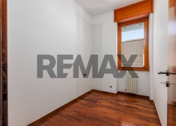 Stanza vuota - Quadrilocale Via Statuto
 
16 P, Bergamo - foto 27