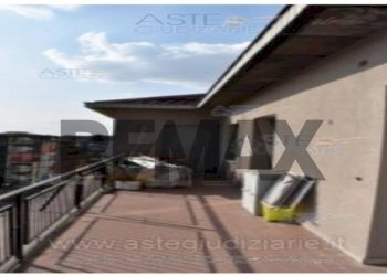 Balcone - Trilocale via Gorizia
 
19, Novara - foto 4