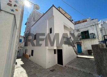 Edificio all\'aperto - Quadrilocale Via Le Ripe
 
78-80, Peschici - foto 37