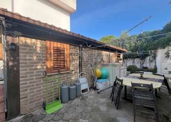 giardino esterno - Apartment Contrada Petto
 
22, Vieste - photo 18