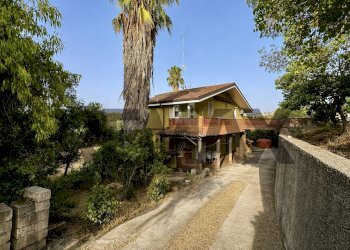 Casa all\'aperto - Casa indipendente Viale porto torres
 
87, Sassari - foto 1
