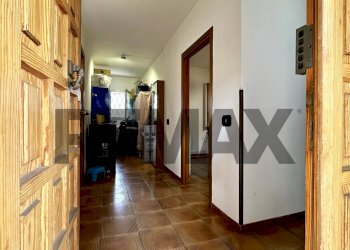 Hall / corridoio - Casa indipendente Viale porto torres
 
87, Sassari - foto 10
